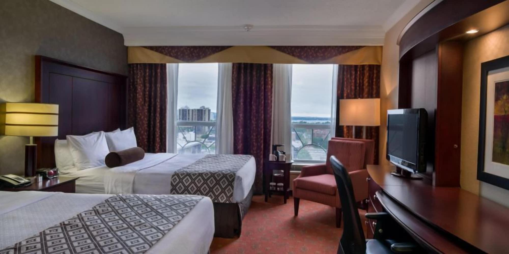 Hamilton Plaza Hotel And Conference Centre ภายนอก รูปภาพ