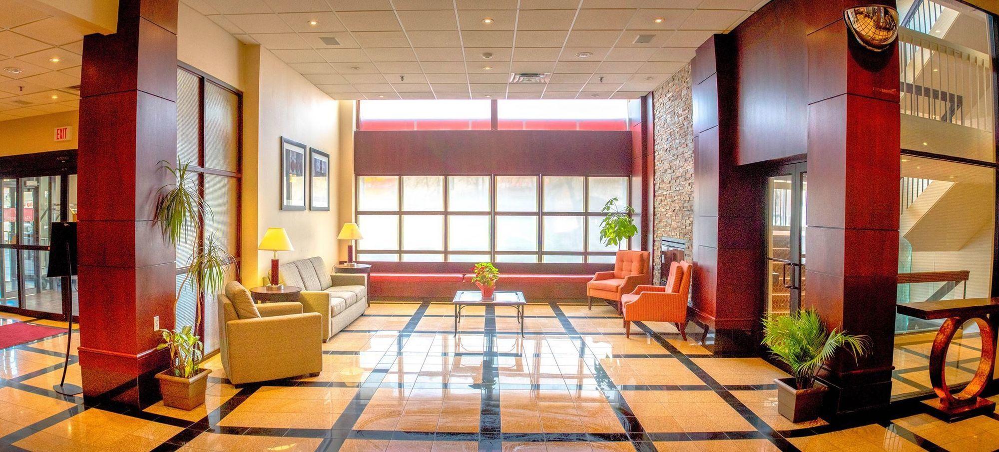 Hamilton Plaza Hotel And Conference Centre ภายนอก รูปภาพ
